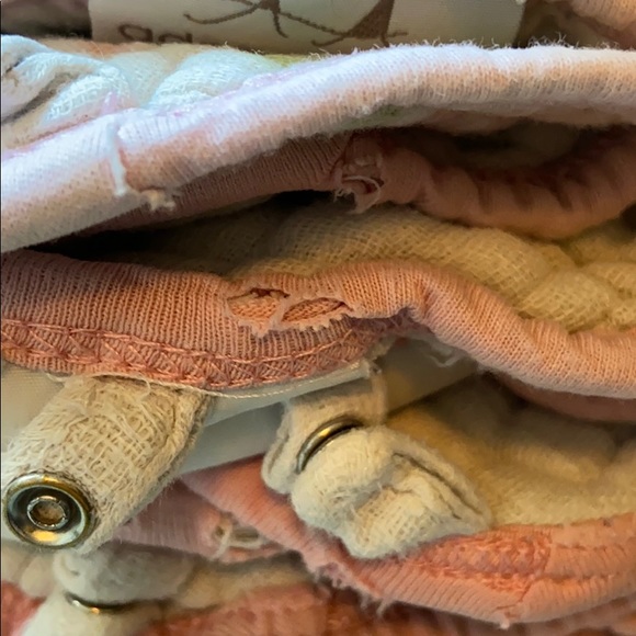 Burpy Bibs - Picture 3 of 8